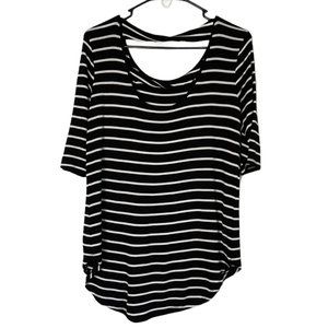 Cable & Gauge U neck top back design Medium